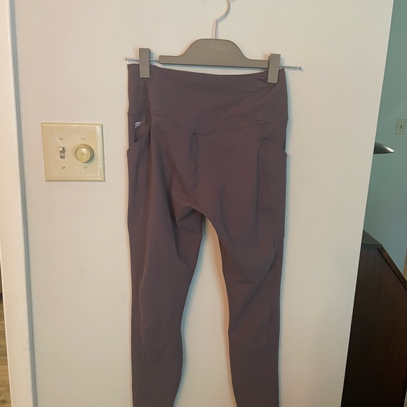 Light purple Fabletics leggings - Picture 3 of 5